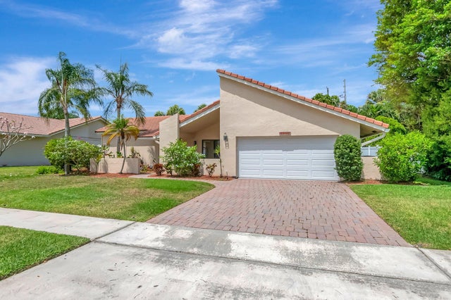 2 of 40 - 21065 Escondido Way, Boca Raton, FL