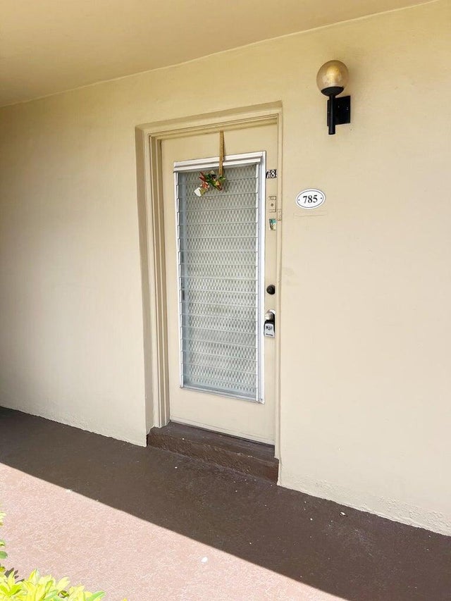 2 of 9 - 785 Burgundy Q, Delray Beach, FL