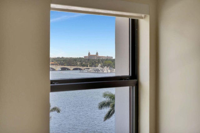 5 of 14 - 1501 S Flagler Drive #9d, West Palm Beach, FL