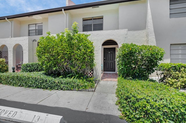1 of 49 - 21207 Lago Circle #e, Boca Raton, FL