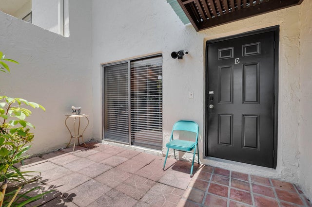 3 of 49 - 21207 Lago Circle #e, Boca Raton, FL