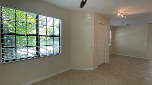 4 of 13 - 1717 Sw Umbria Street, Port Saint Lucie, FL