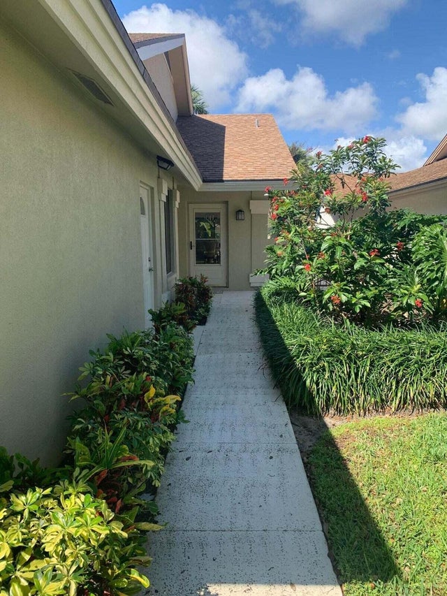 2 of 22 - 204 Cape Pointe Circle, Jupiter, FL