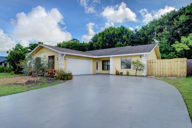 1 of 38 - 6170 Serene Run, Lake Worth, FL