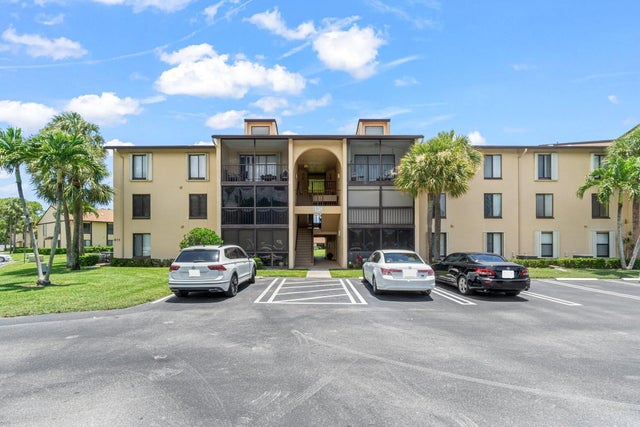 1 of 39 - 811 Sky Pine Way #a2, Greenacres, FL