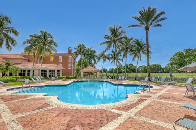 2 of 49 - 11710 St Andrews Place #204, Wellington, FL