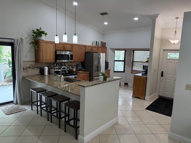 2 of 18 - 7 Hawthorne Lane, Boynton Beach, FL