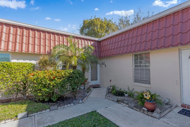 2 of 40 - 857 Worcester B Lane #b, Lake Worth, FL