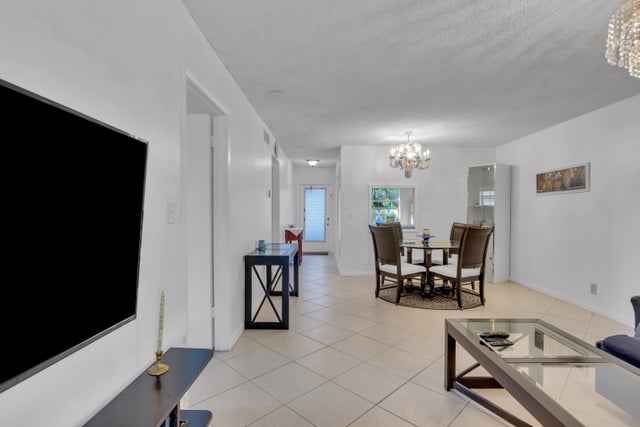 5 of 40 - 857 Worcester B Lane #b, Lake Worth, FL