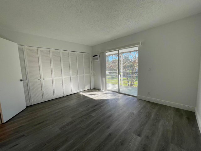 4 of 22 - 172 Sussex I, West Palm Beach, FL