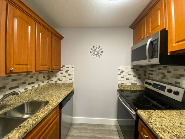 5 of 17 - 4140 Nw 90th Avenue #105, Coral Springs, FL