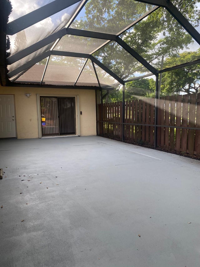 4 of 11 - 1230 Summit Place C Circle #c, West Palm Beach, FL