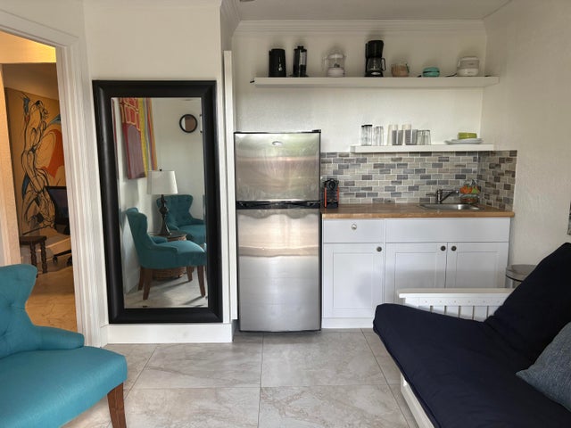 2 of 5 - 2565 Meadow Road, West Palm Beach, FL