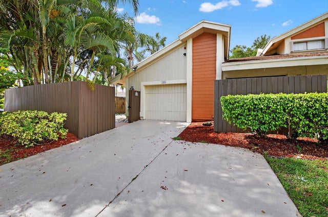 3 of 26 - 7576 E Sierra Ter Terrace E, Boca Raton, FL