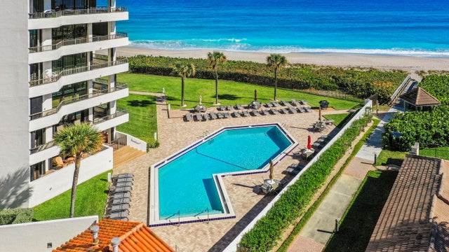 4 of 35 - 600 Ocean Drive #2d, Juno Beach, FL