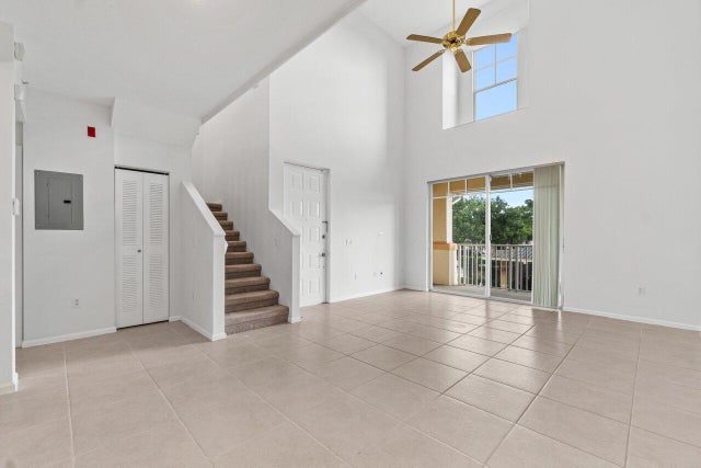3 of 25 - 4784 S Central Boulevard #21, Jupiter, FL
