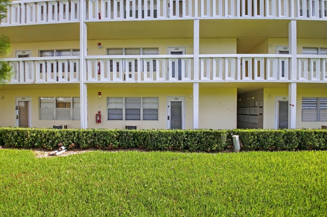 2 of 74 - 91 Dorset C #c, Boca Raton, FL
