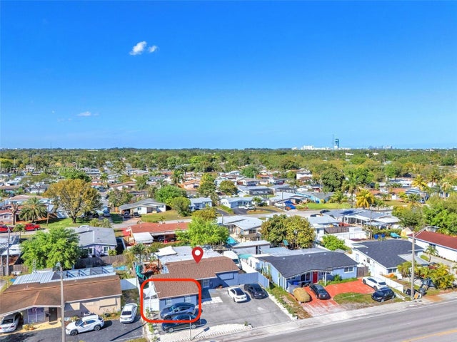1 of 5 - 7151 Nw Taft Street #b, Hollywood, FL