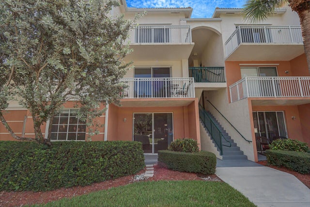2 of 24 - 3110 Myrtlewood Circle E, Palm Beach Gardens, FL