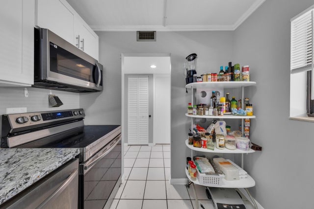 2 of 30 - 5160 Las Verdes Circle #221, Delray Beach, FL