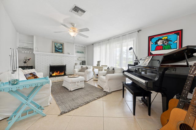 3 of 20 - 949 Seagate Drive, Delray Beach, FL