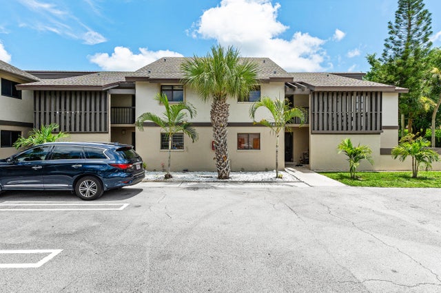 1 of 16 - 1647 Cabot Lane #8, Wellington, FL