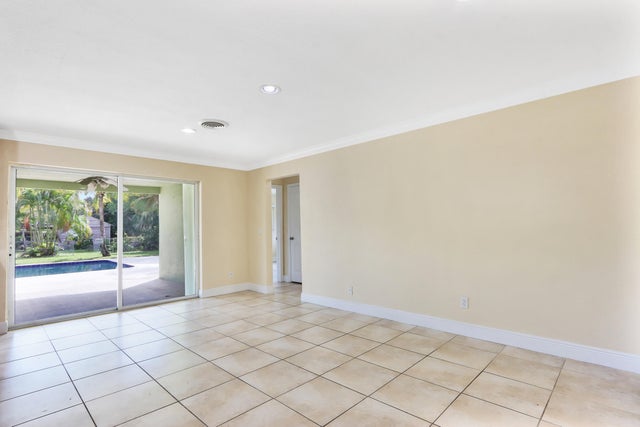 5 of 22 - 11074 Monet Woods Road, Palm Beach Gardens, FL