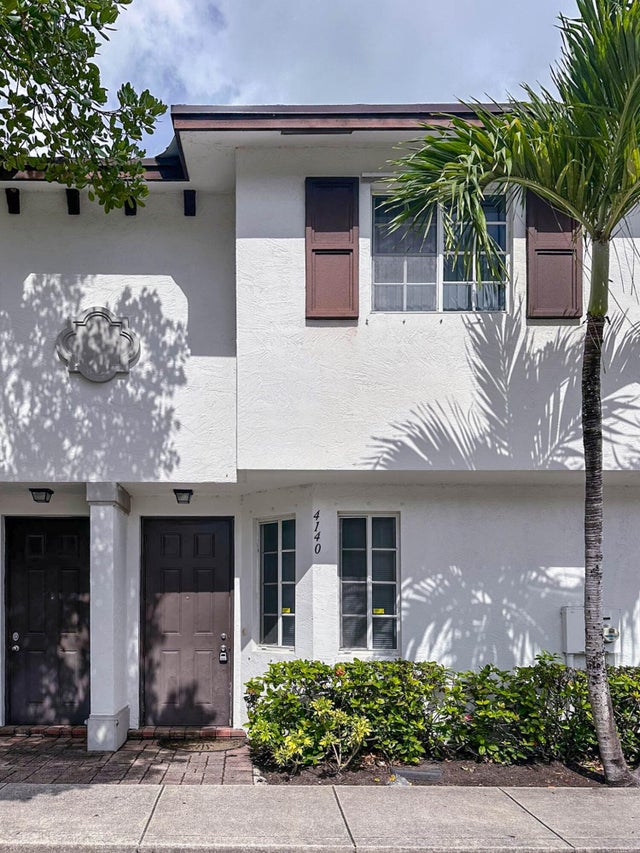 1 of 28 - 4140 Napoli Lake Drive, Riviera Beach, FL