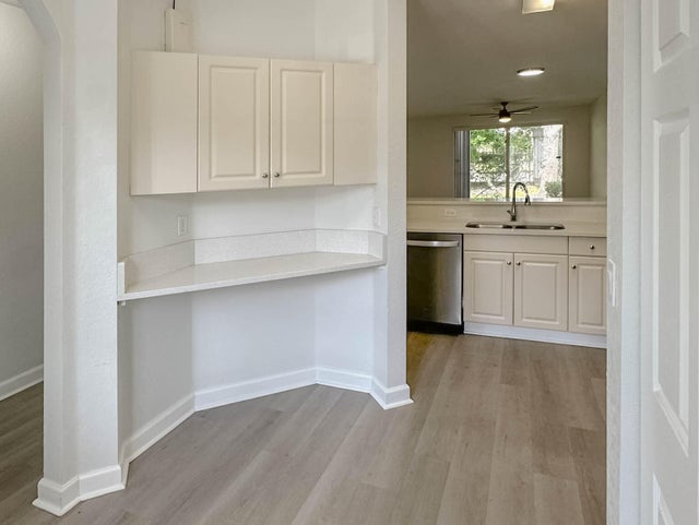 3 of 28 - 4140 Napoli Lake Drive, Riviera Beach, FL