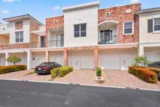 Photo of Listing #RX-11109927