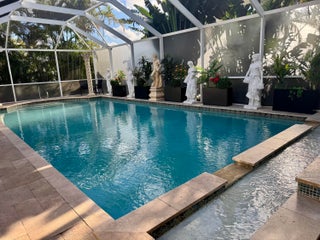 Photo of Listing #RX-11110018