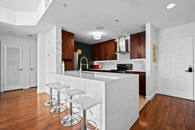 3 of 27 - 1200 Town Center Drive #207, Jupiter, FL