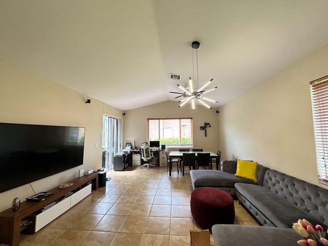 4 of 24 - 12584 Nw 57th Place #12584, Coral Springs, FL