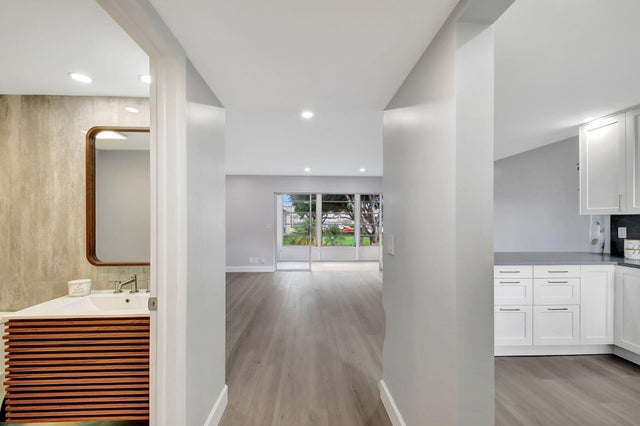 4 of 37 - 702 Lori Drive #apt 194, Palm Springs, FL