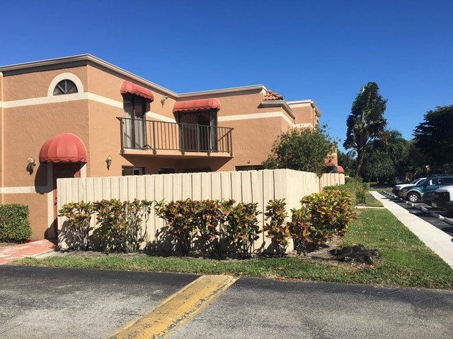 1 of 16 - 6142 Seven Springs Boulevard, Greenacres, FL