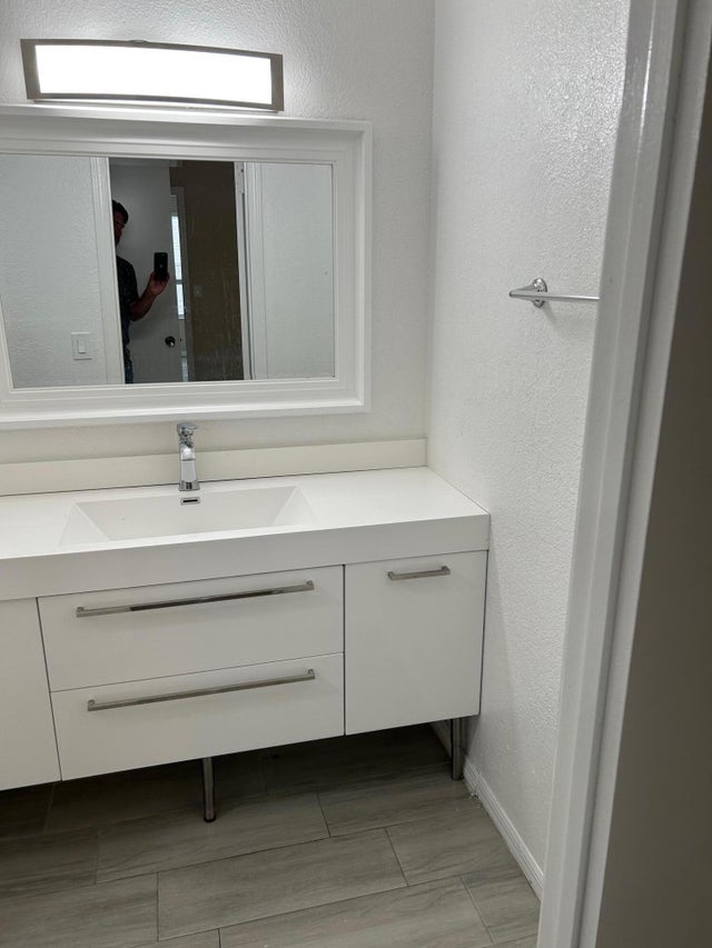 4 of 15 - 1401 Village Boulevard #1022, West Palm Beach, FL