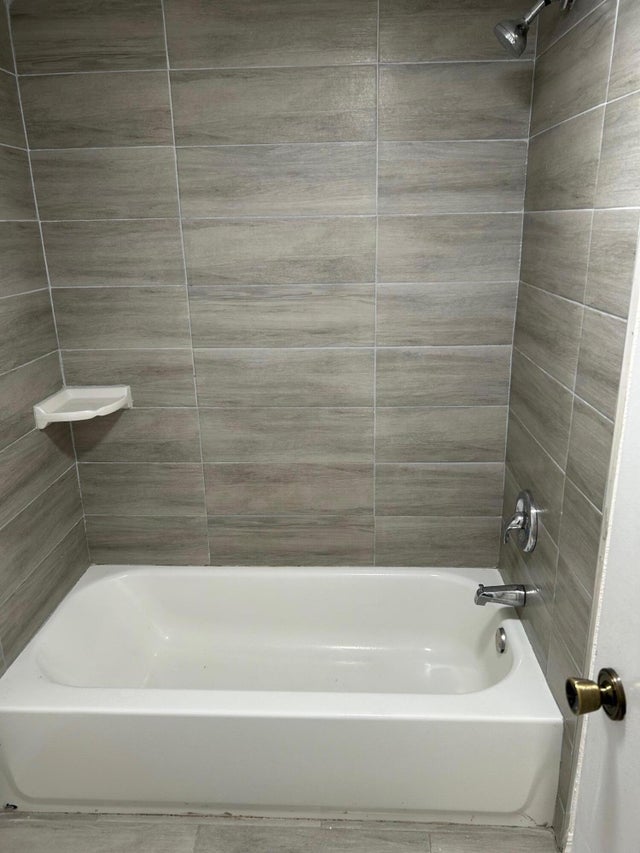 5 of 15 - 1401 Village Boulevard #1022, West Palm Beach, FL