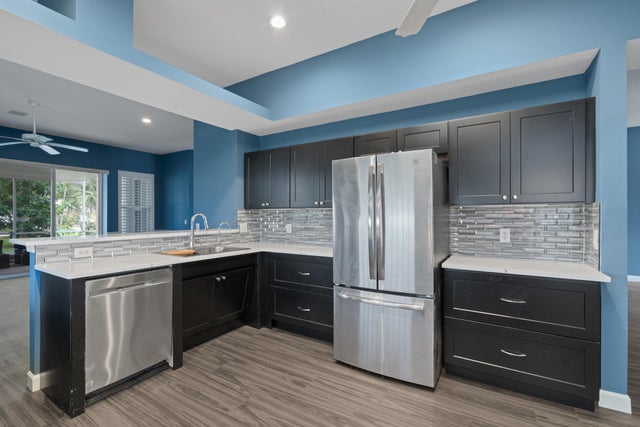 5 of 40 - 582 Nw Montevina Drive, Port Saint Lucie, FL