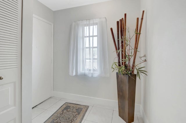 4 of 38 - 21214 Lago Circle #8f, Boca Raton, FL