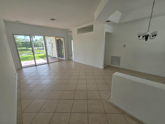 2 of 10 - 1202 Hatteras Circle, Greenacres, FL