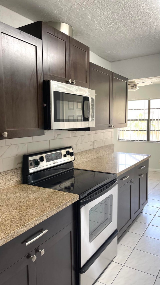 4 of 18 - 97 Lariat Circle #99, Boca Raton, FL