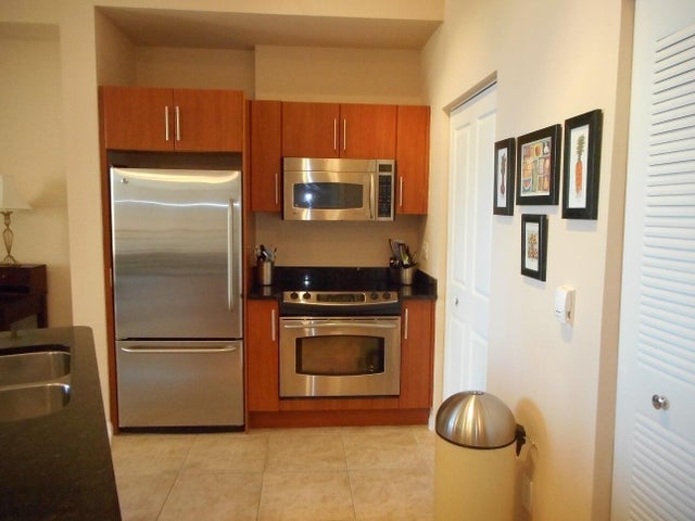 3 of 18 - 600 S Dixie Highway #452, West Palm Beach, FL