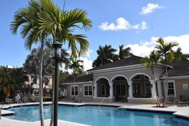 3 of 41 - 6511 Emerald Dunes Drive #203, West Palm Beach, FL