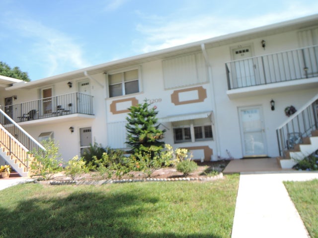 2 of 24 - 1209 S Lakes End Drive #d-2, Fort Pierce, FL