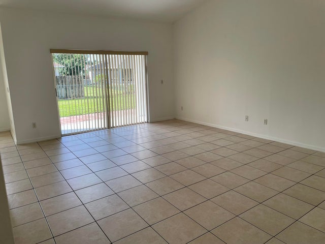 5 of 21 - 4448 Nw Bighorn Avenue, Port Saint Lucie, FL
