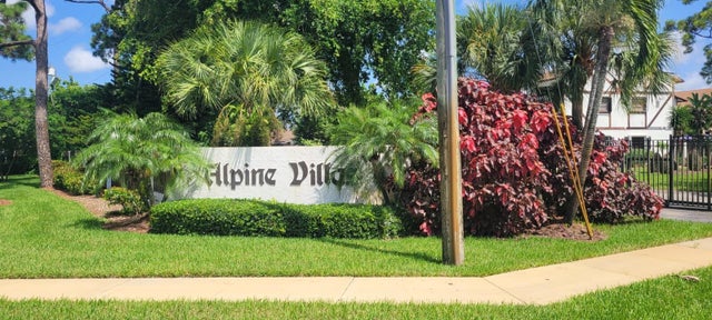 4 of 9 - 2270 Lena Lane, West Palm Beach, FL