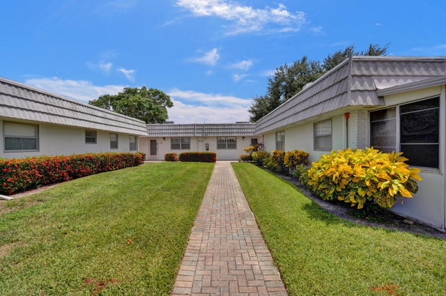 2 of 72 - 141 Valencia F #141, Delray Beach, FL