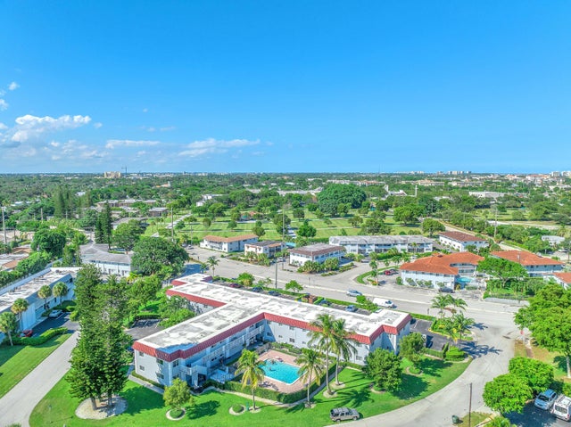 2 of 14 - 450 W Camino Real, Boca Raton, FL