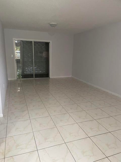 2 of 9 - 6054 Forest Hill Boulevard #201, West Palm Beach, FL