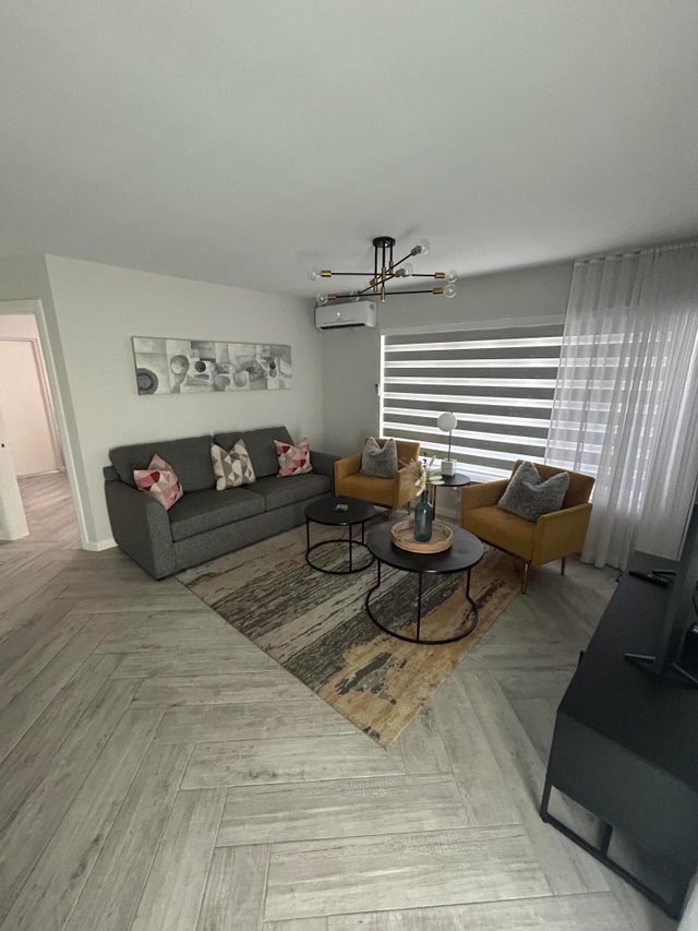 4 of 14 - 1037 Ne 9th Avenue #1, Fort Lauderdale, FL